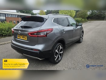 Used Nissan Qashqai 2017 for sale - 79683444: Photo