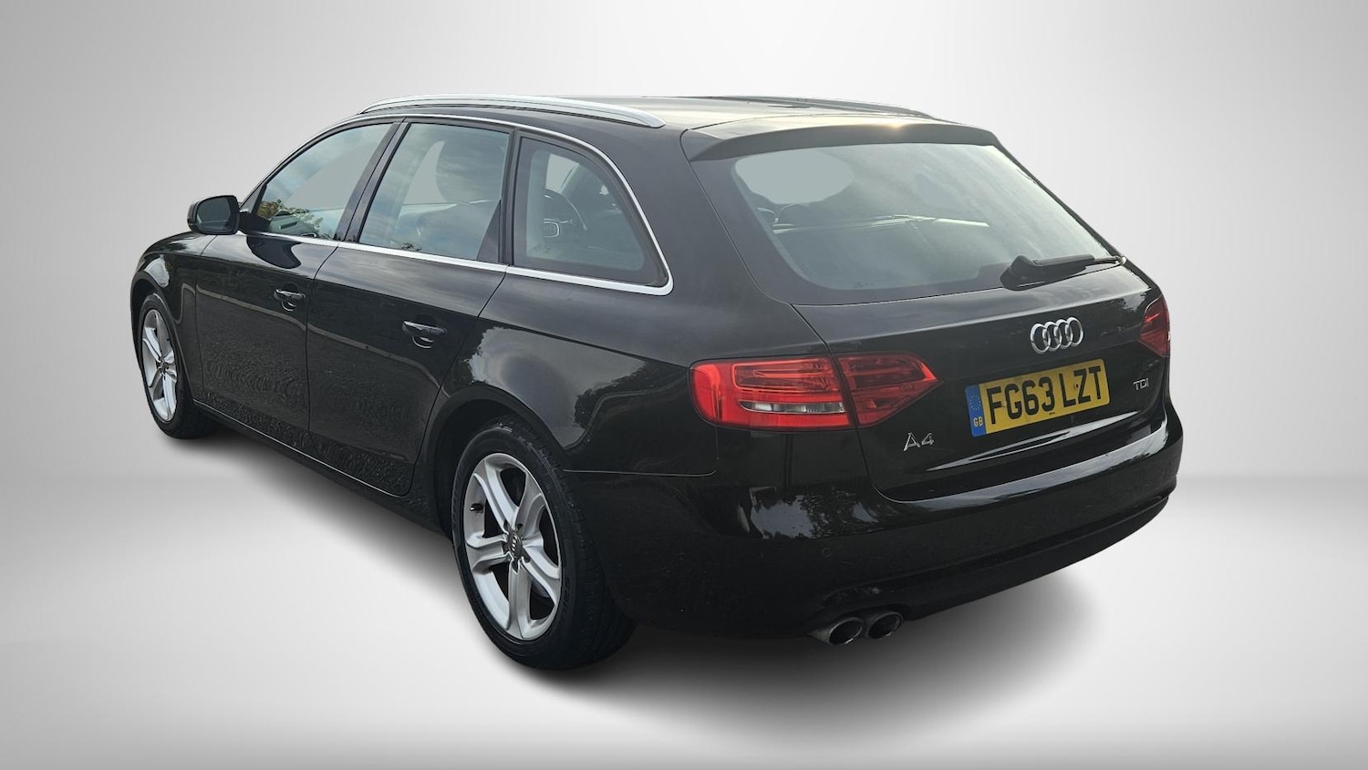 Used Audi A4 2014 for sale - 76507902: Photo 5