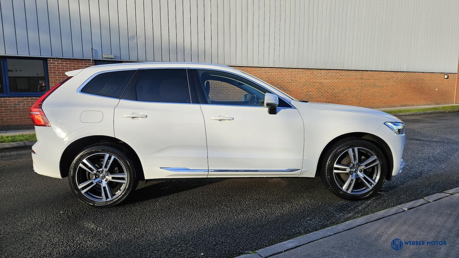 Used Volvo XC60 2021 for sale - 77237252: Photo 2