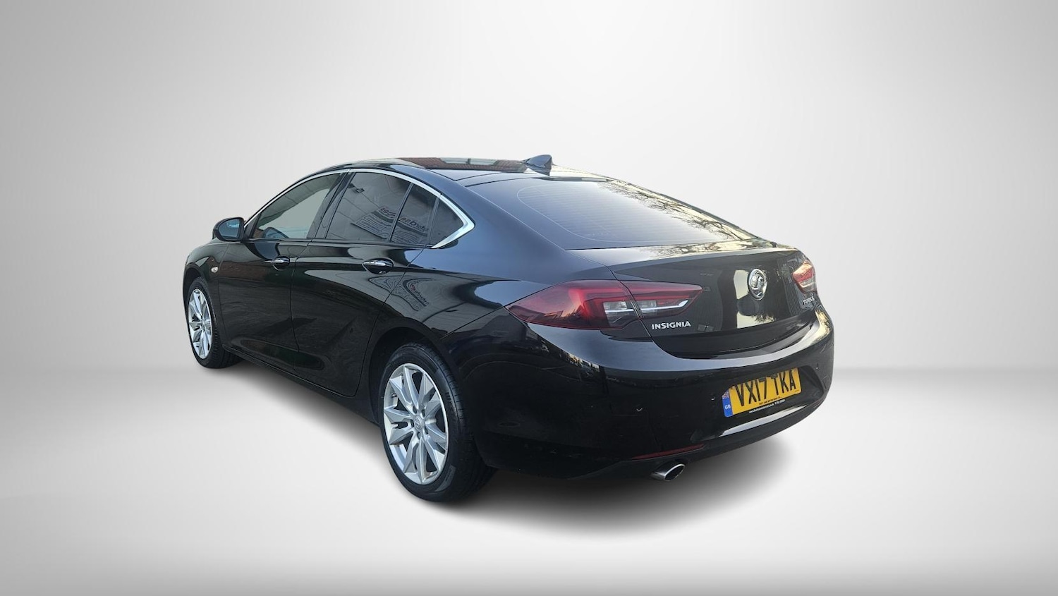 Used Vauxhall Insignia 2017 for sale - 76664901: Photo 5