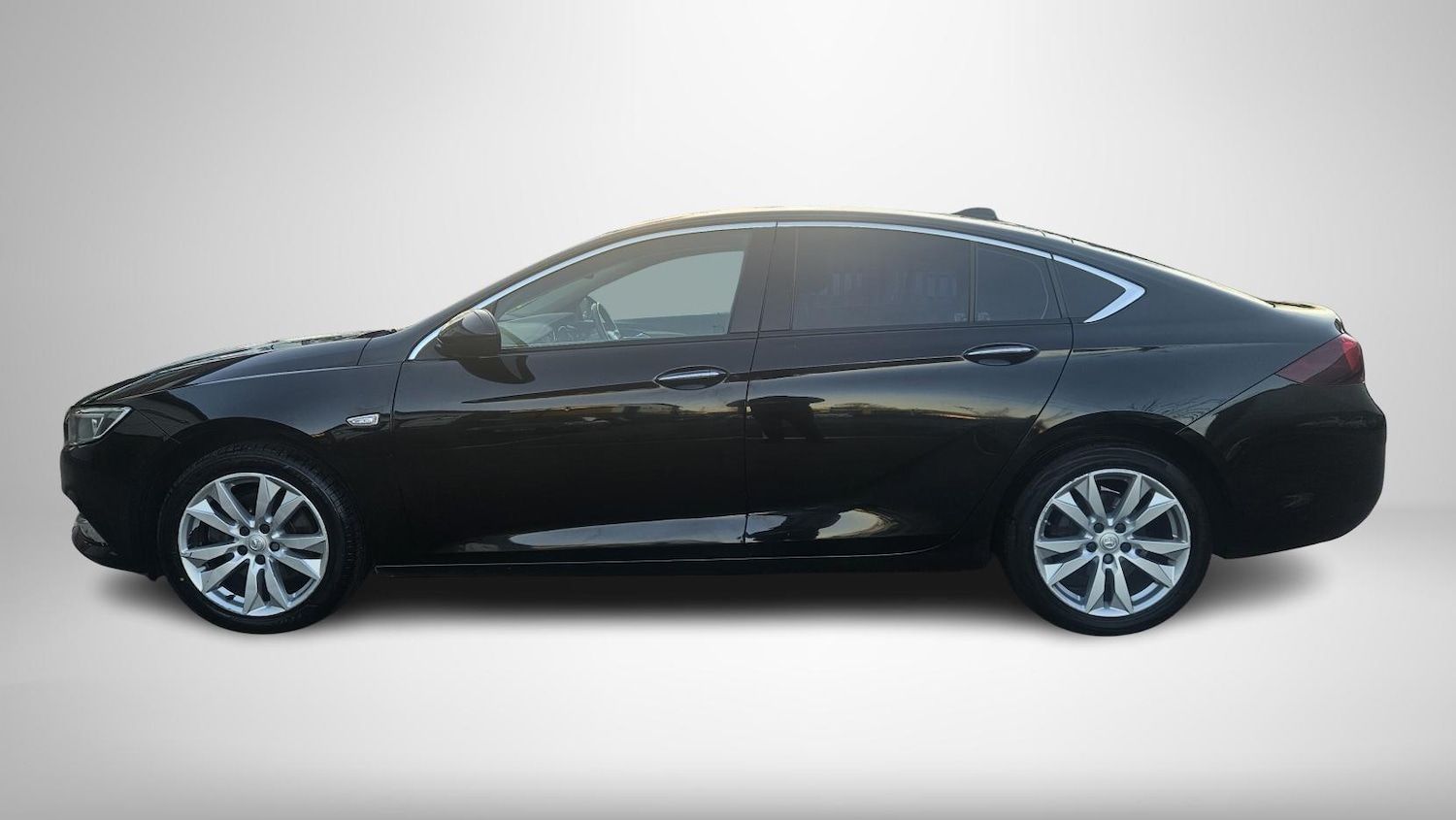 Used Vauxhall Insignia 2017 for sale - 76664901: Photo 6