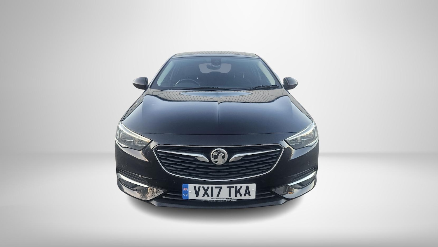 Used Vauxhall Insignia 2017 for sale - 76664901: Photo 8