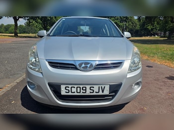 Used Hyundai i20 2009 for sale - 79184574: Photo