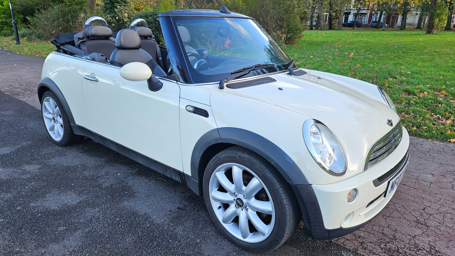 Used MINI Convertible 2007 for sale - 76404533: Photo 1