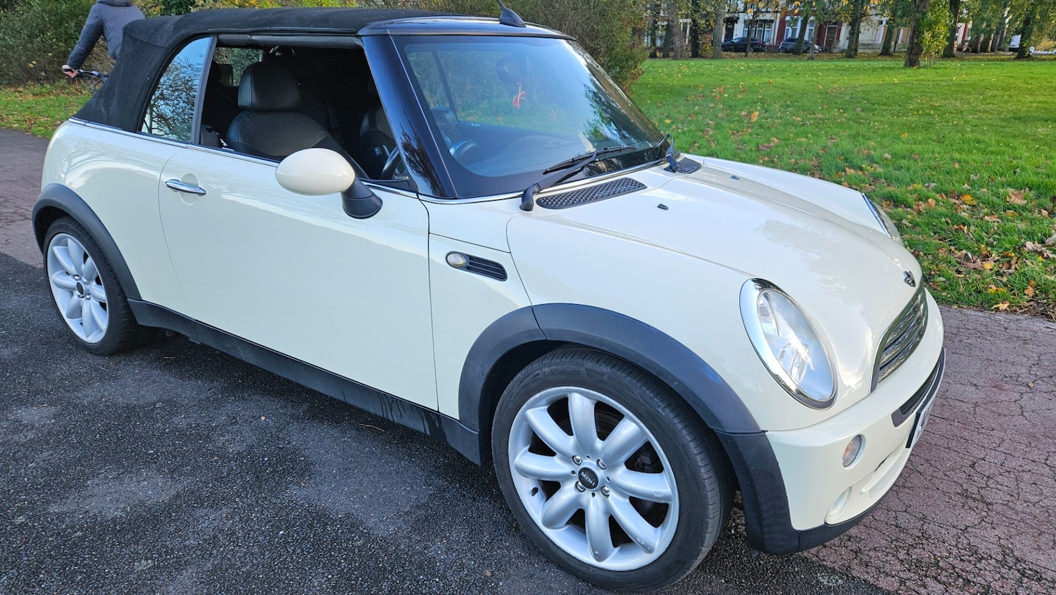 Used MINI Convertible 2007 for sale - 76404533: Photo 11