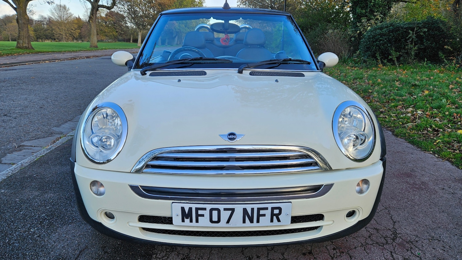 Used MINI Convertible 2007 for sale - 76404533: Photo 3