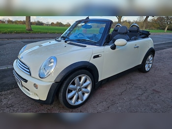 Used MINI Convertible 2007 for sale - 76404533: Photo