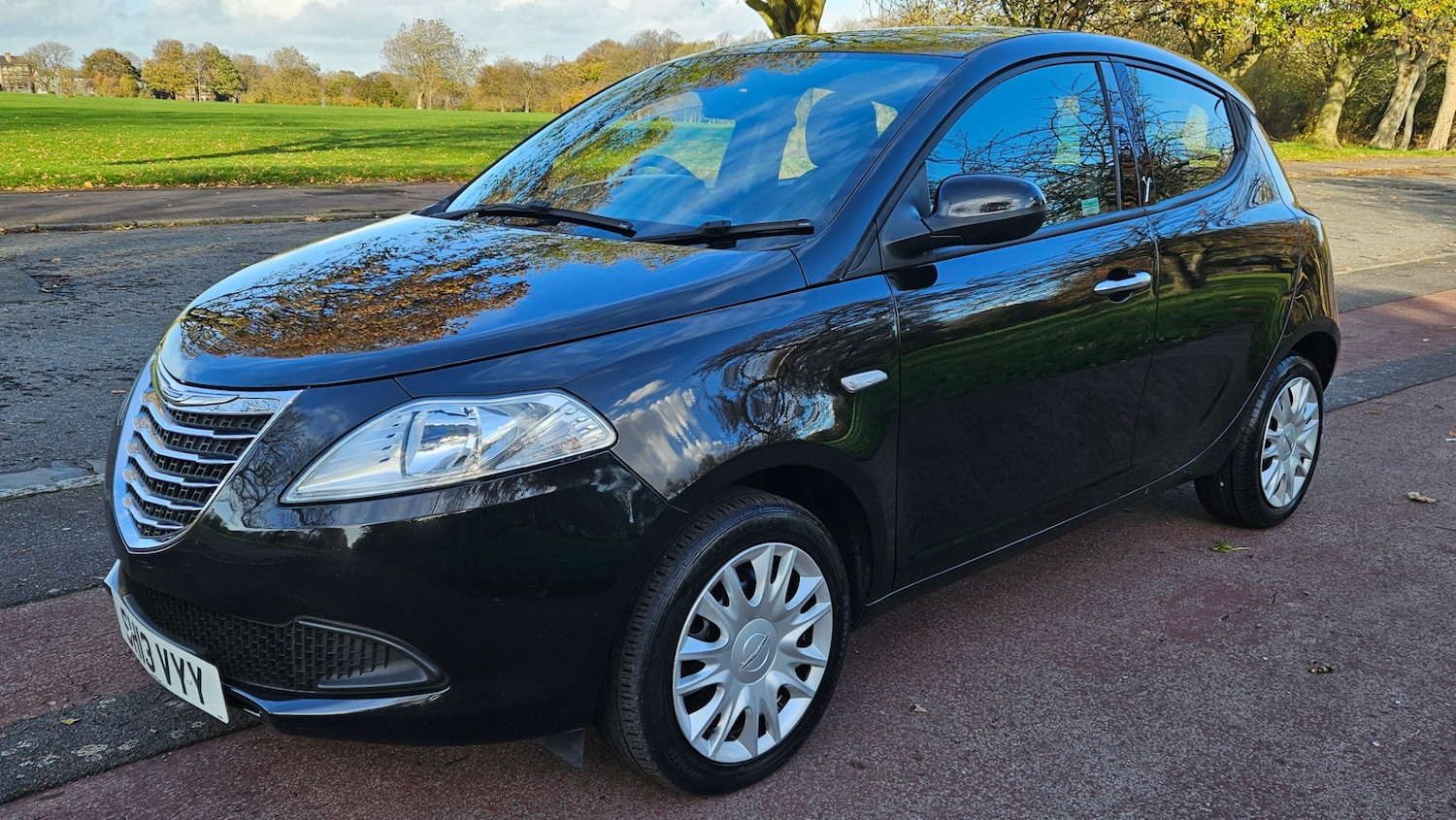Used Chrysler Ypsilon 2013 for sale - 76445110: Photo 4