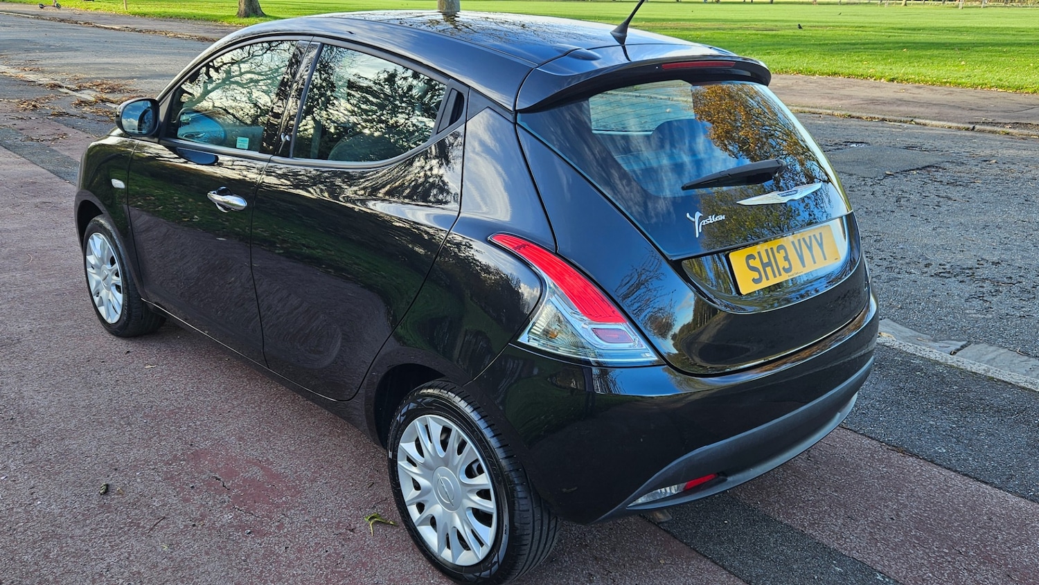 Used Chrysler Ypsilon 2013 for sale - 76445110: Photo 6