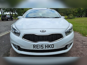 Used Kia Ceed 2015 for sale - 76037583: Photo