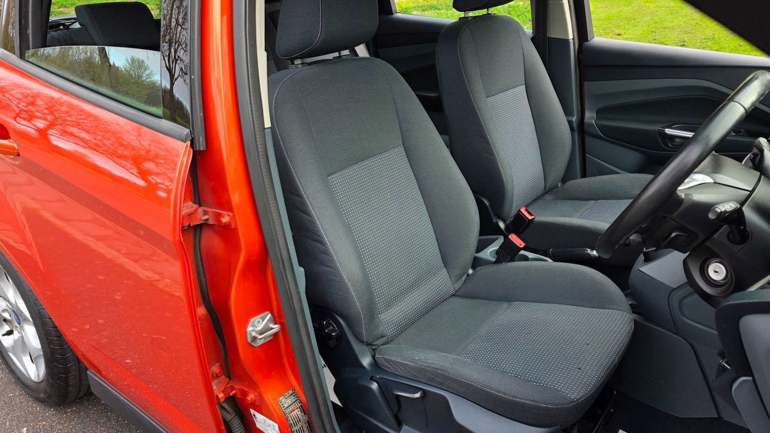 Used Ford C-Max 2011 for sale - 78212056: Photo 17