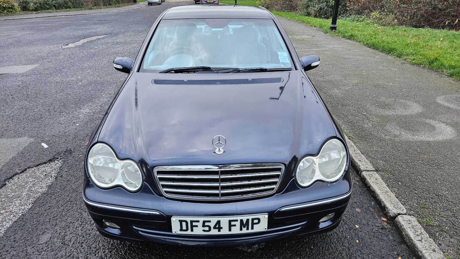 Used Mercedes-Benz C Class 2005 for sale - 76893318: Photo 2
