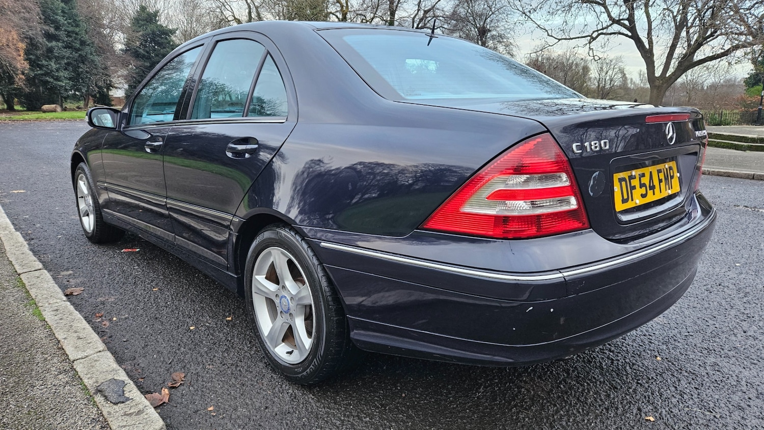 Used Mercedes-Benz C Class 2005 for sale - 76893318: Photo 6