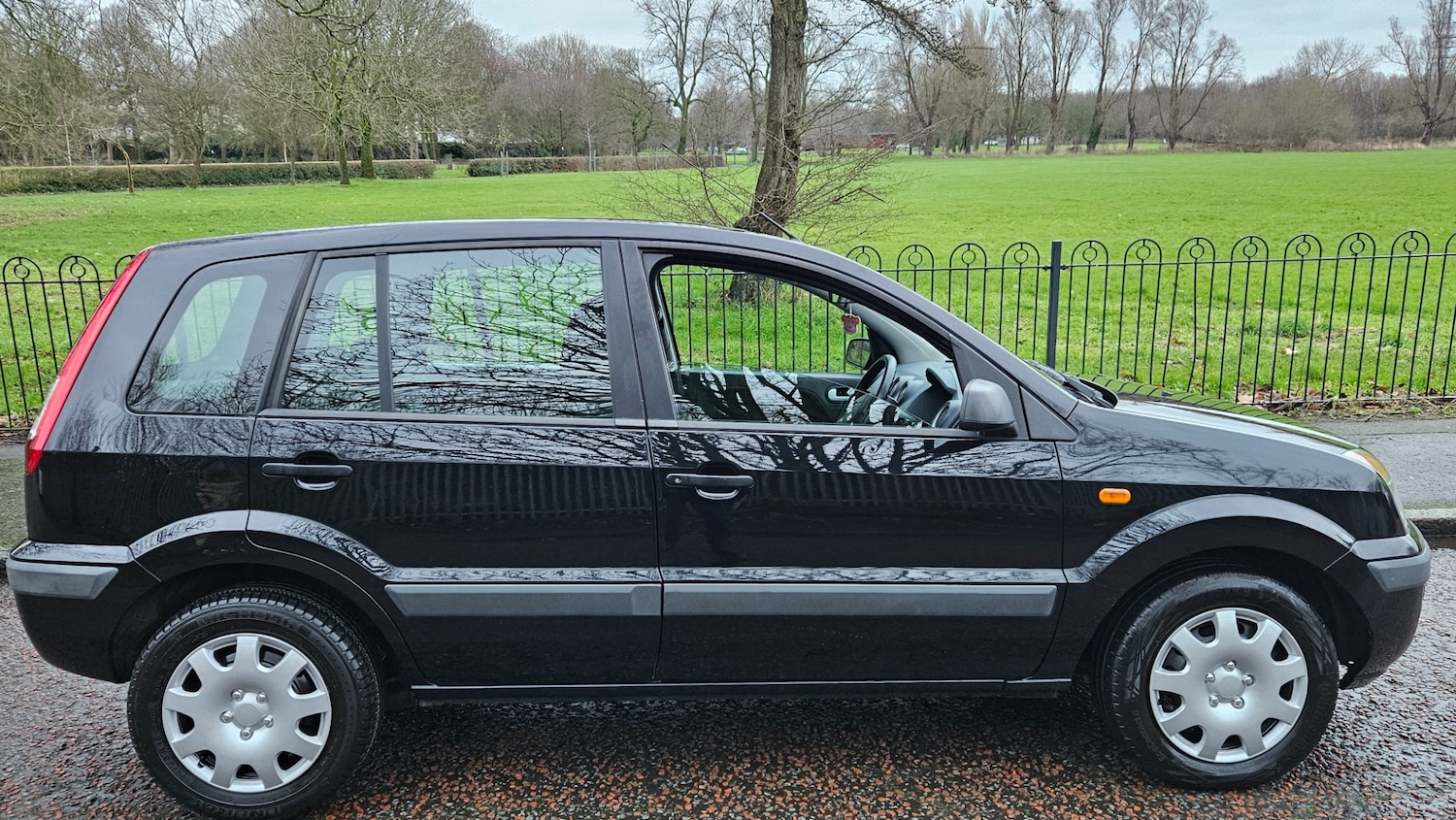 Used Ford Fusion 2009 for sale - 77274574: Photo 10
