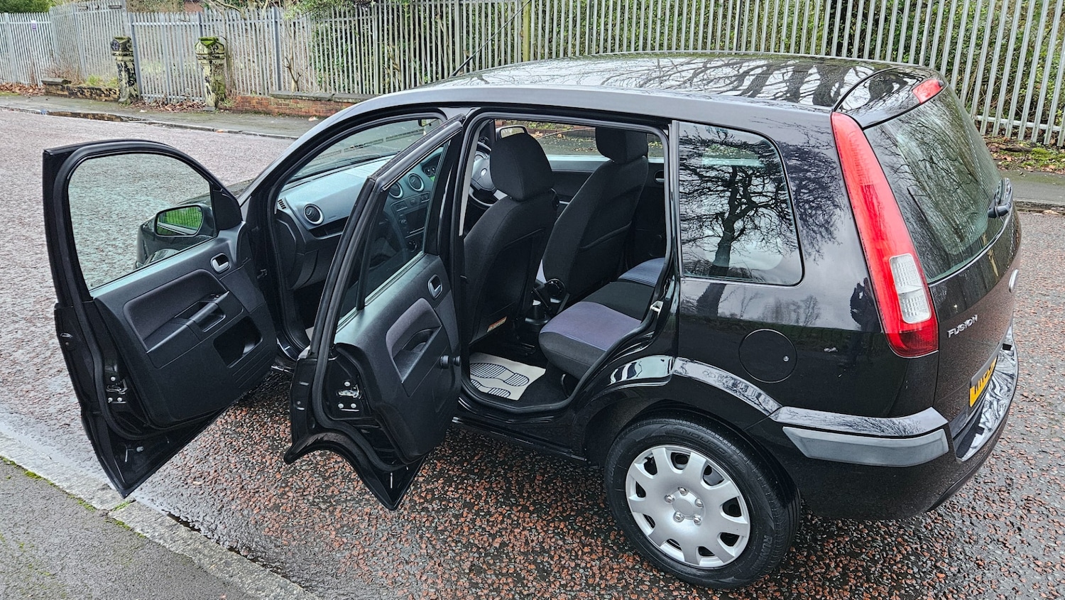 Used Ford Fusion 2009 for sale - 77274574: Photo 12