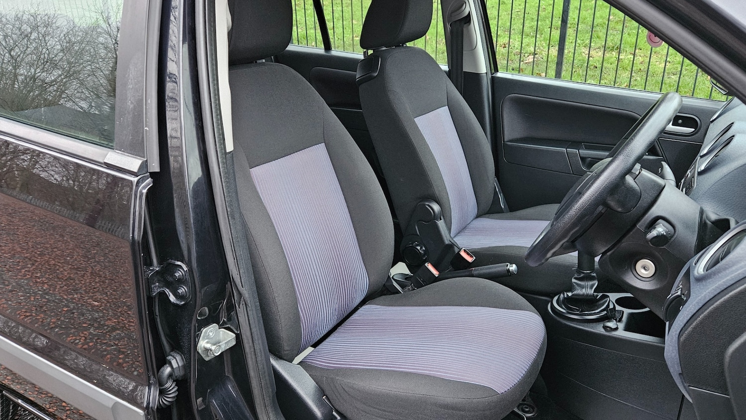 Used Ford Fusion 2009 for sale - 77274574: Photo 16