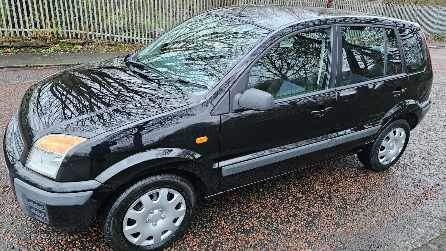 Used Ford Fusion 2009 for sale - 77274574: Photo 4