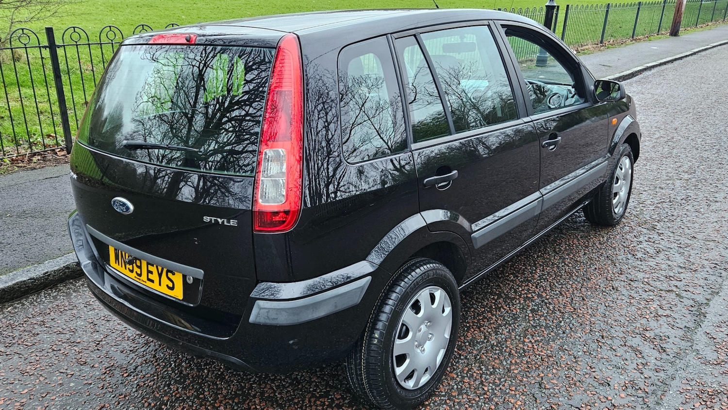 Used Ford Fusion 2009 for sale - 77274574: Photo 9