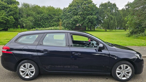 Used Peugeot 308 2017 for sale - 74940616: Photo 10