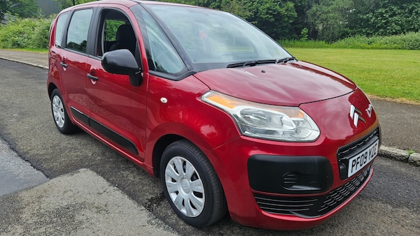 Used Citroen C3 Picasso 2009 for sale - 74804959: Photo 1