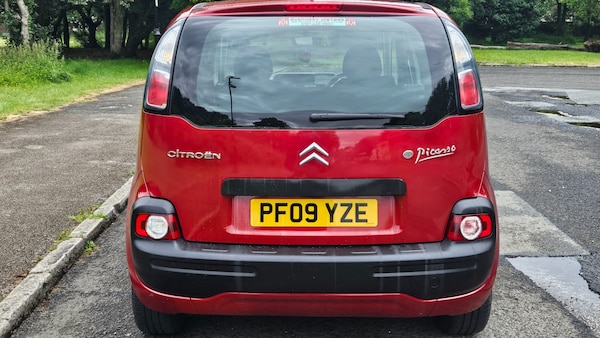 Used Citroen C3 Picasso 2009 for sale - 74804959: Photo 8