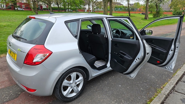 Used Kia Ceed 2011 for sale - 74720487: Photo 11