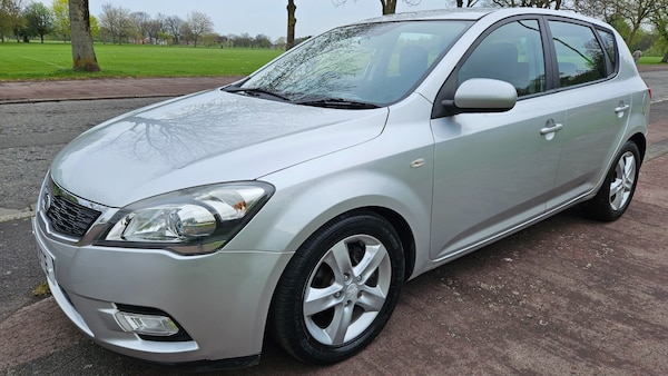 Used Kia Ceed 2011 for sale - 74720487: Photo 4