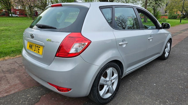 Used Kia Ceed 2011 for sale - 74720487: Photo 9