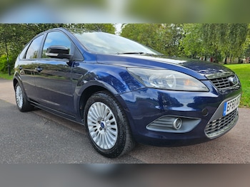 2011 (60) - 1.6 Titanium 5dr