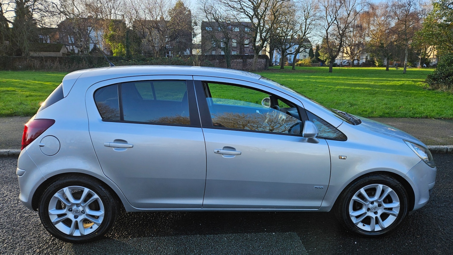 Used Vauxhall Corsa 2009 for sale - 77003613: Photo 10