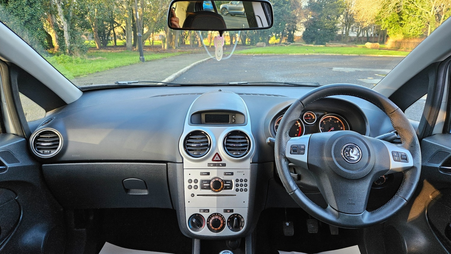 Used Vauxhall Corsa 2009 for sale - 77003613: Photo 13