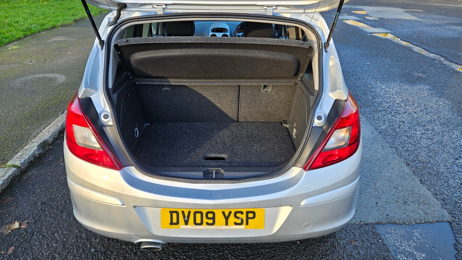 Used Vauxhall Corsa 2009 for sale - 77003613: Photo 14