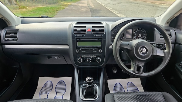Used Volkswagen Jetta 2010 for sale - 75680665: Photo 14
