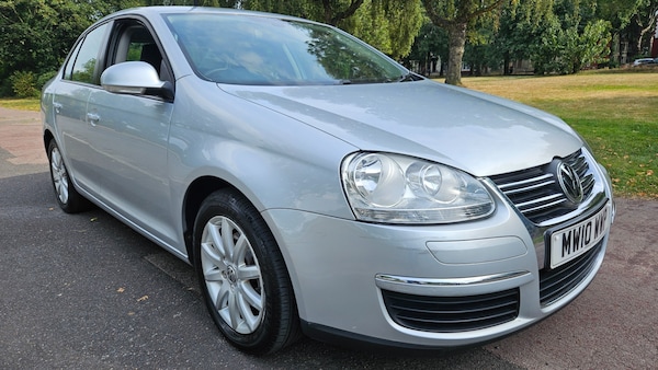 Used Volkswagen Jetta 2010 for sale - 75680665: Photo 1