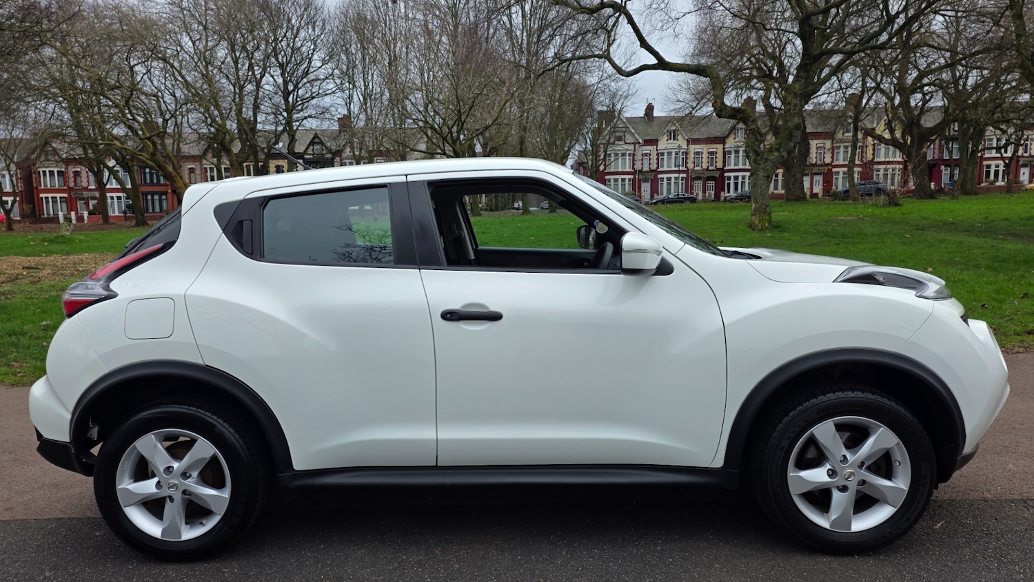 Used Nissan Juke 2014 for sale - 77640974: Photo 11