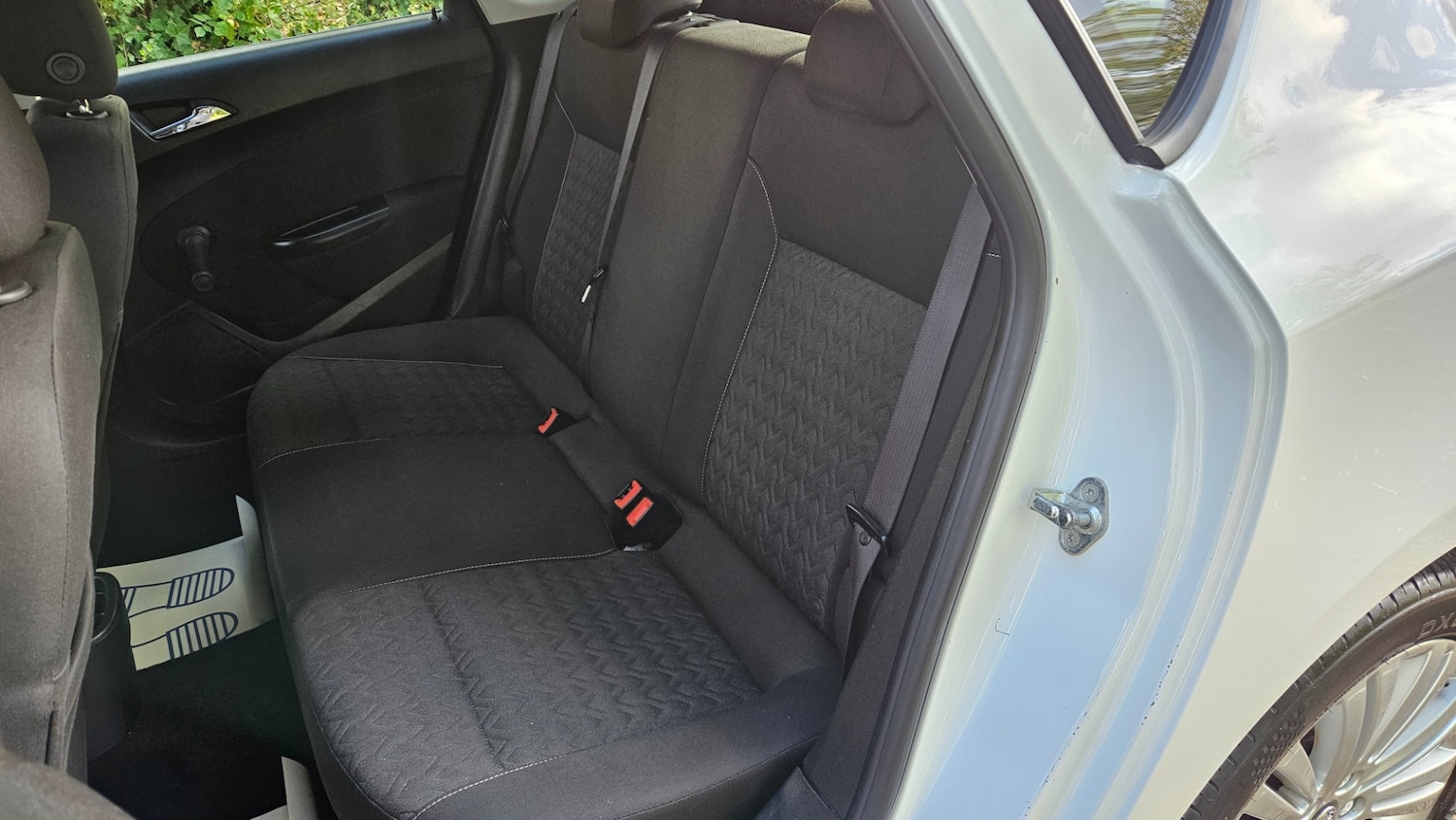 Used Vauxhall Astra 2013 for sale - 76130930: Photo 16