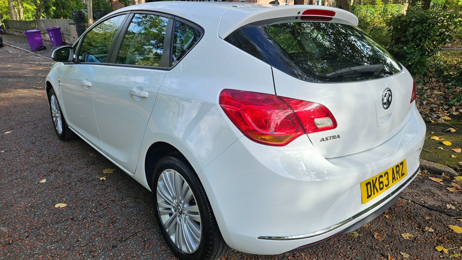 Used Vauxhall Astra 2013 for sale - 76130930: Photo 6