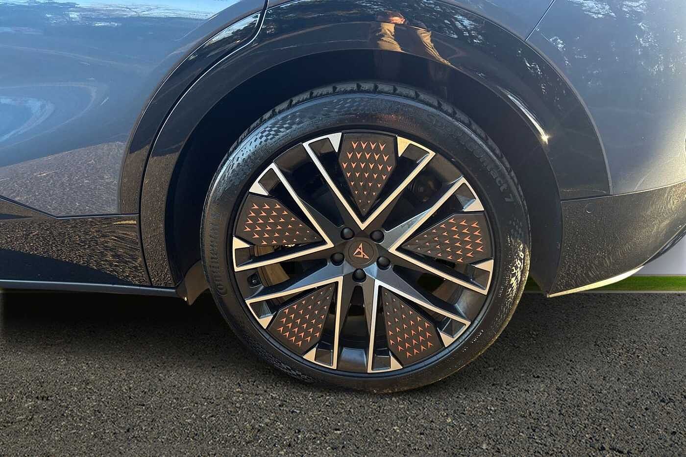 Used Cupra Tavascan 2025 for sale - 76679328: Photo 5