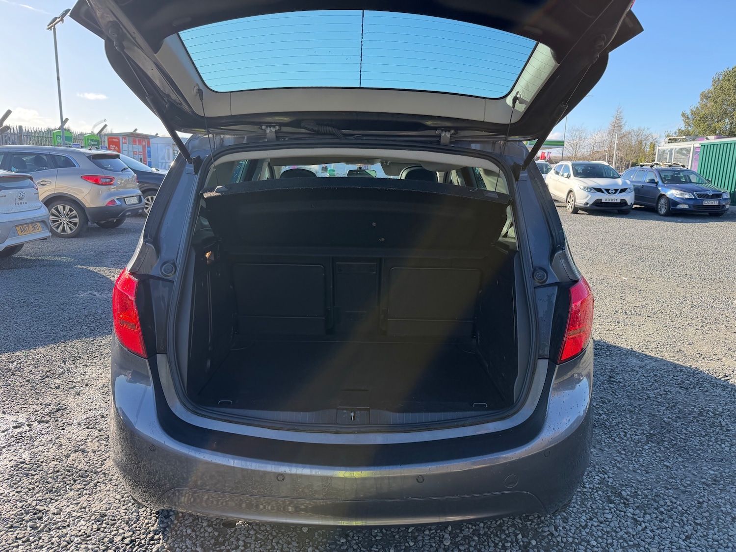 Used Vauxhall Meriva 2012 for sale - 77716557: Photo 8