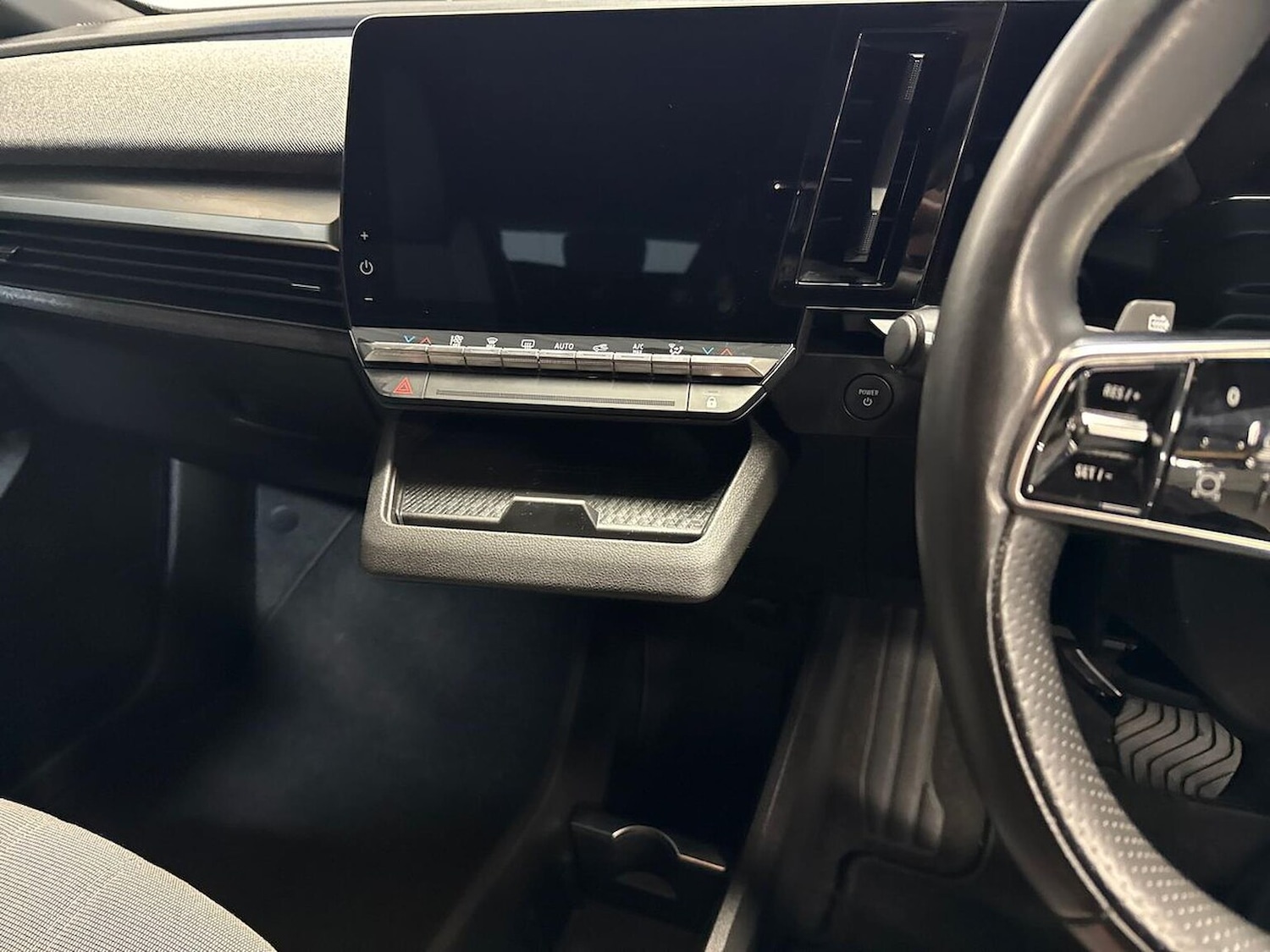 Used Renault Megane E Tech 2022 for sale - 76837166: Photo 23