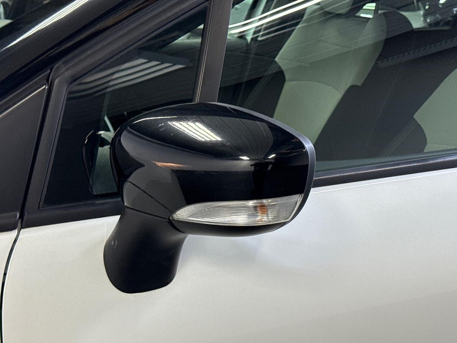 Used Renault Captur 2020 for sale - 76504968: Photo 30