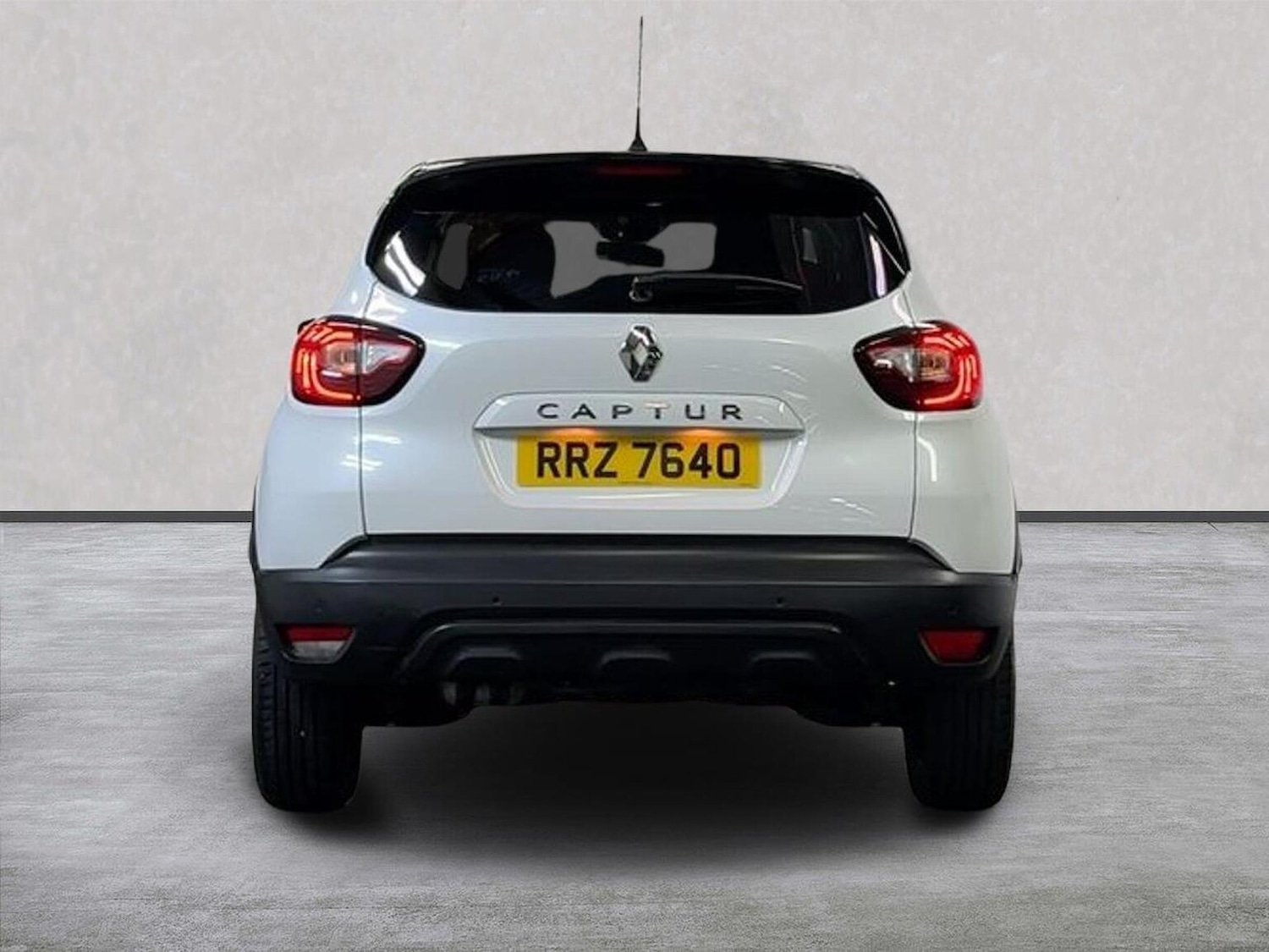 Used Renault Captur 2020 for sale - 76504968: Photo 4