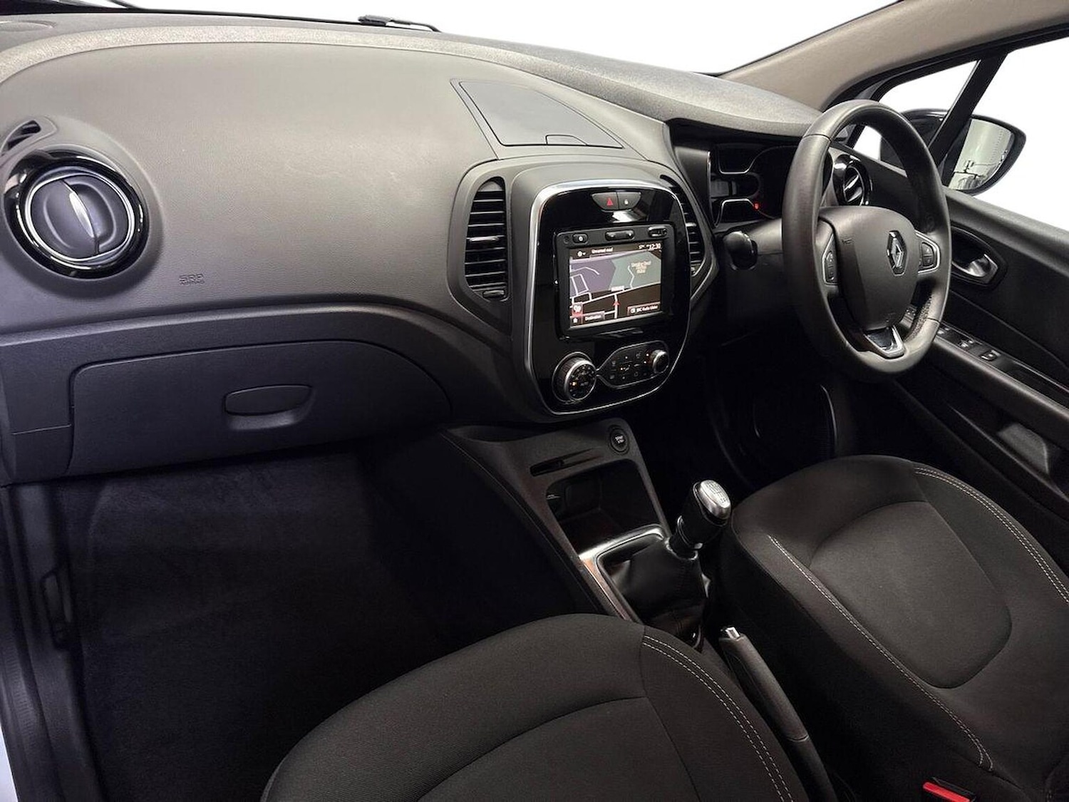 Used Renault Captur 2020 for sale - 76504968: Photo 7