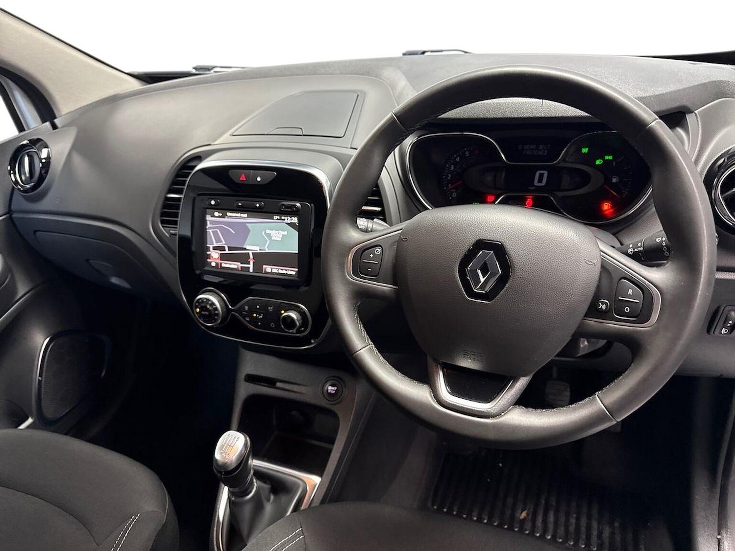 Used Renault Captur 2020 for sale - 76504968: Photo 9