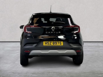 Used Renault Captur 2024 for sale - 75513150: Photo