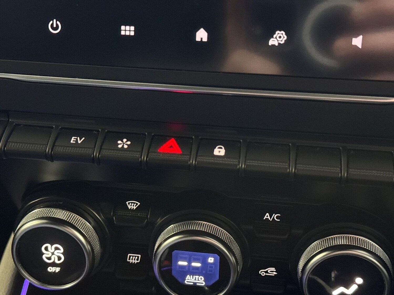 Used Renault Clio 2022 for sale - 76821718: Photo 22