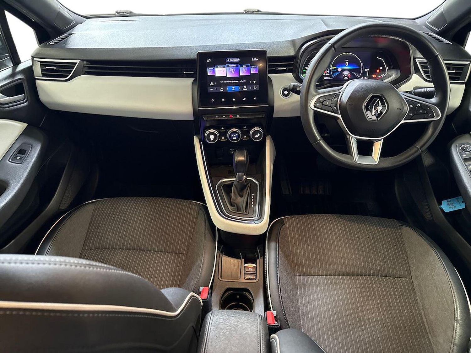 Used Renault Clio 2022 for sale - 76821718: Photo 8