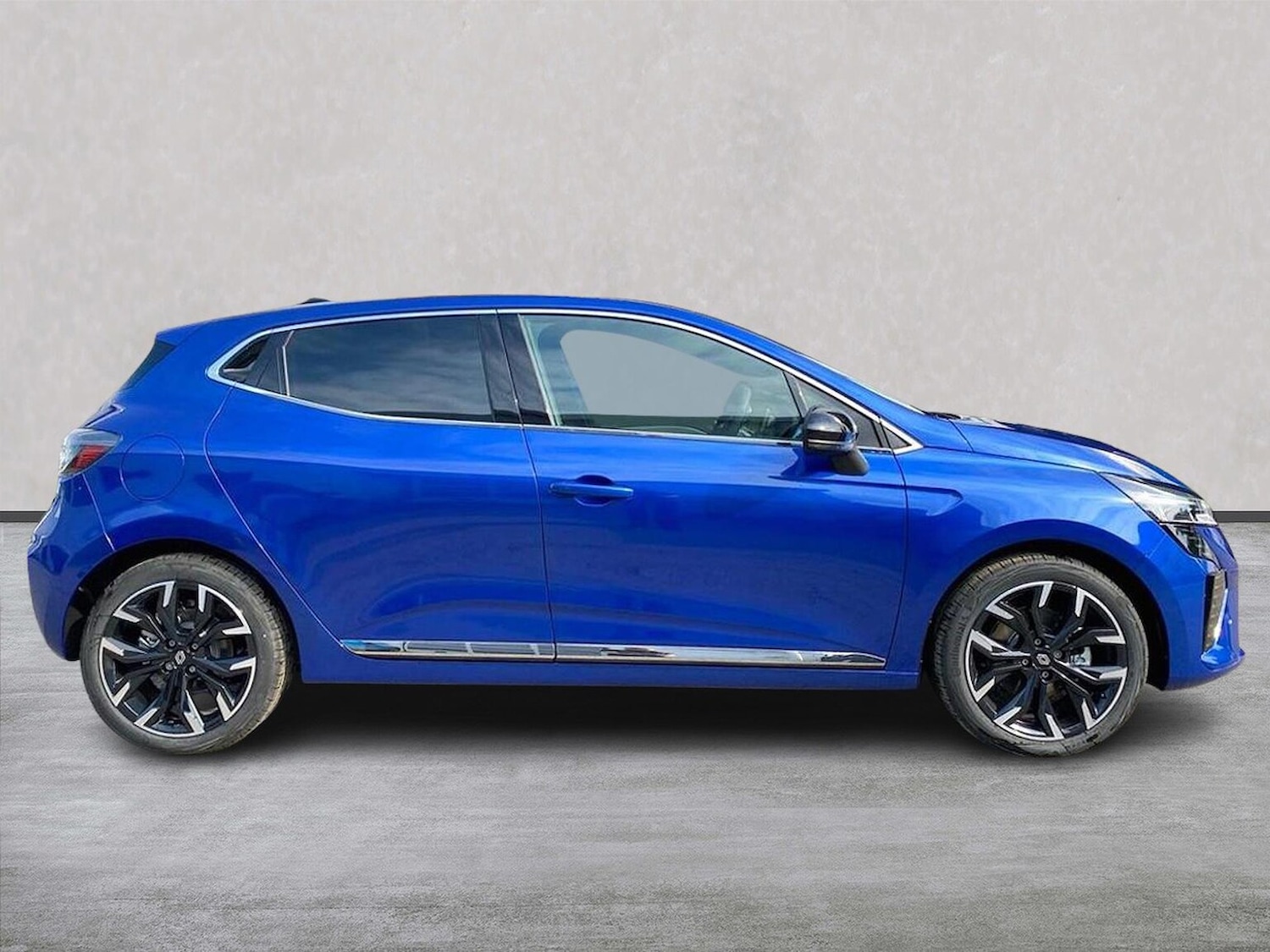 Used Renault Clio 2025 for sale - 77056856: Photo 3