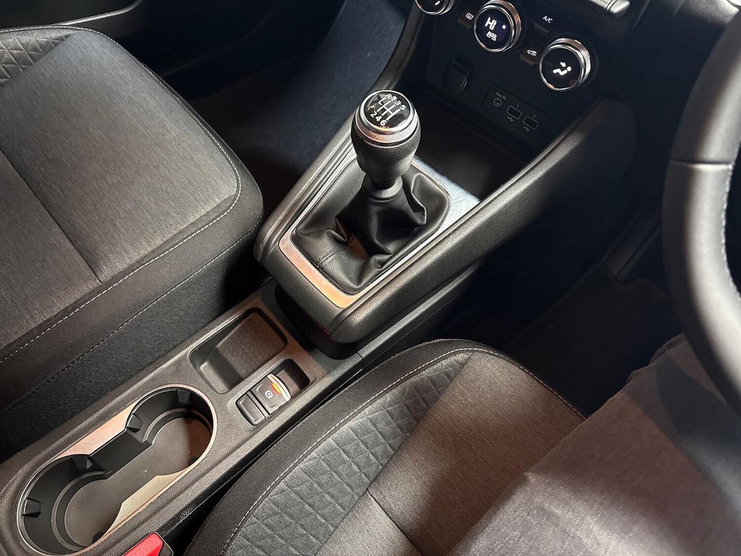 Used Renault Captur 2022 for sale - 77489763: Photo 13