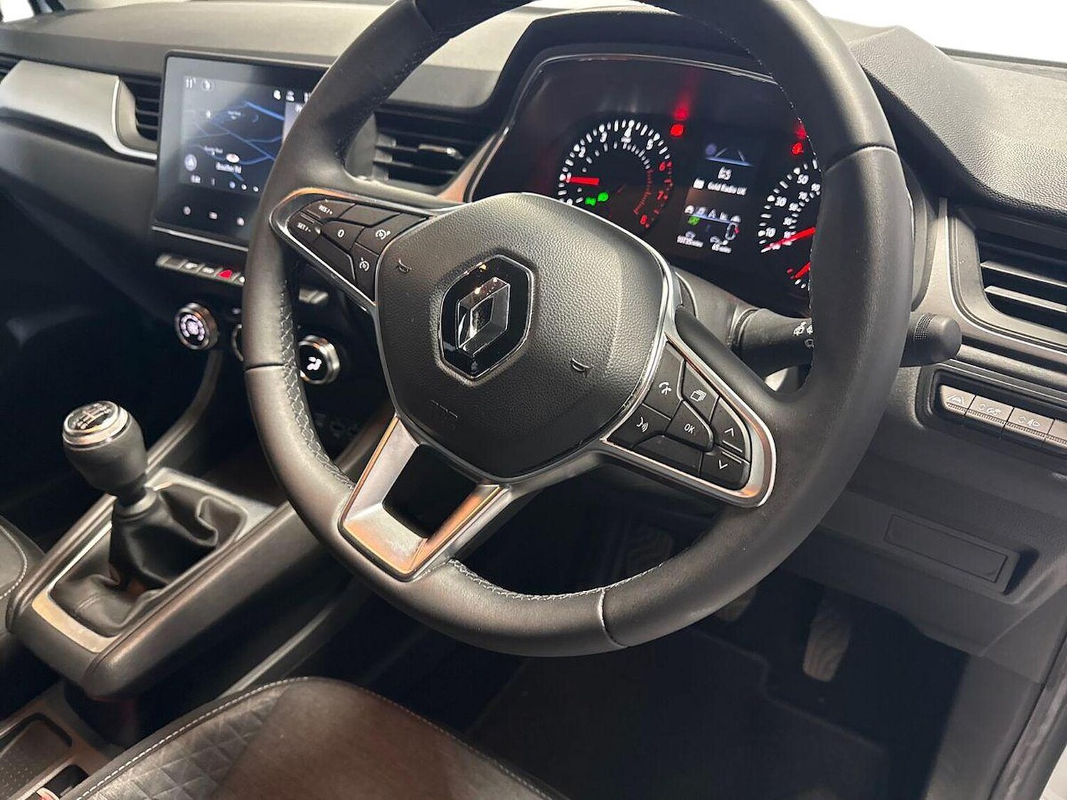 Used Renault Captur 2022 for sale - 77489763: Photo 15